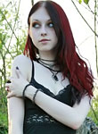 Cute amateur teenie Liz Vicious strips with no shame outdoors